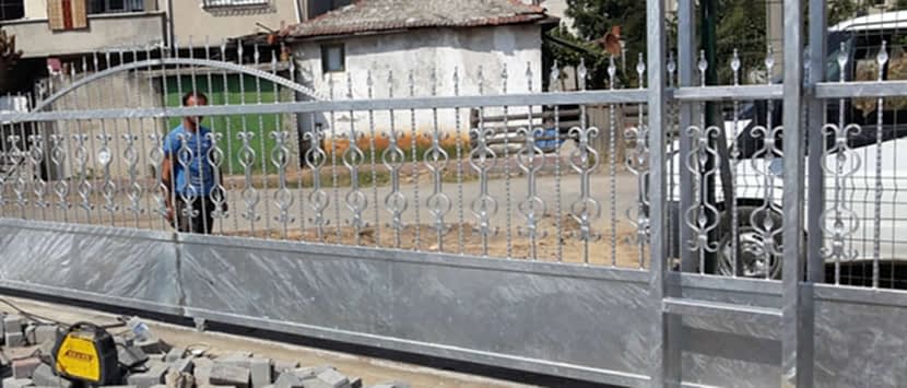 Ferforje Sürgülü Kapı